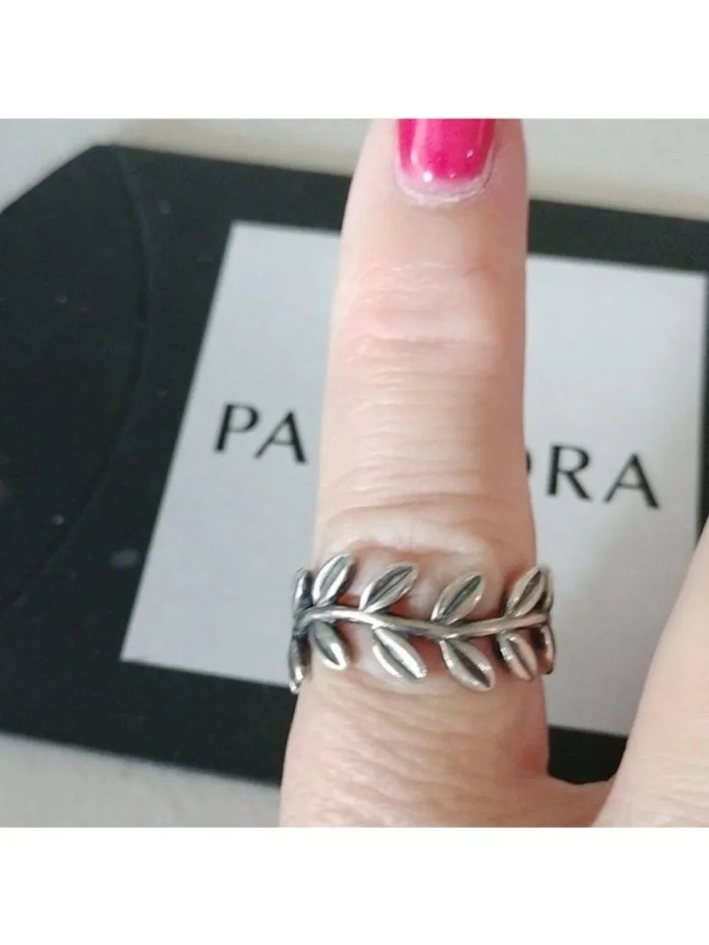 Pandora Sterling Silver Laurel Wreath Statement Ring - 190922